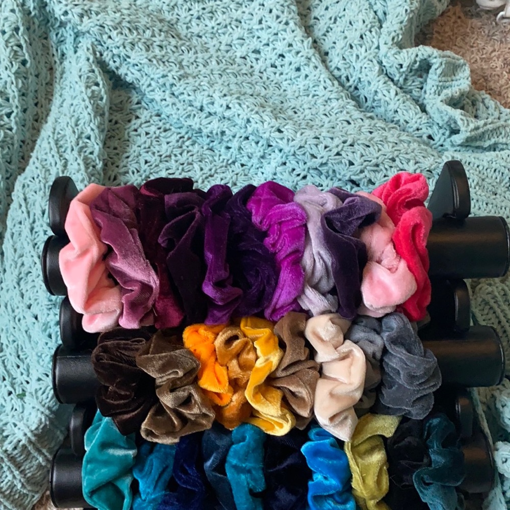 Scrunchie  holder and scrunchies
